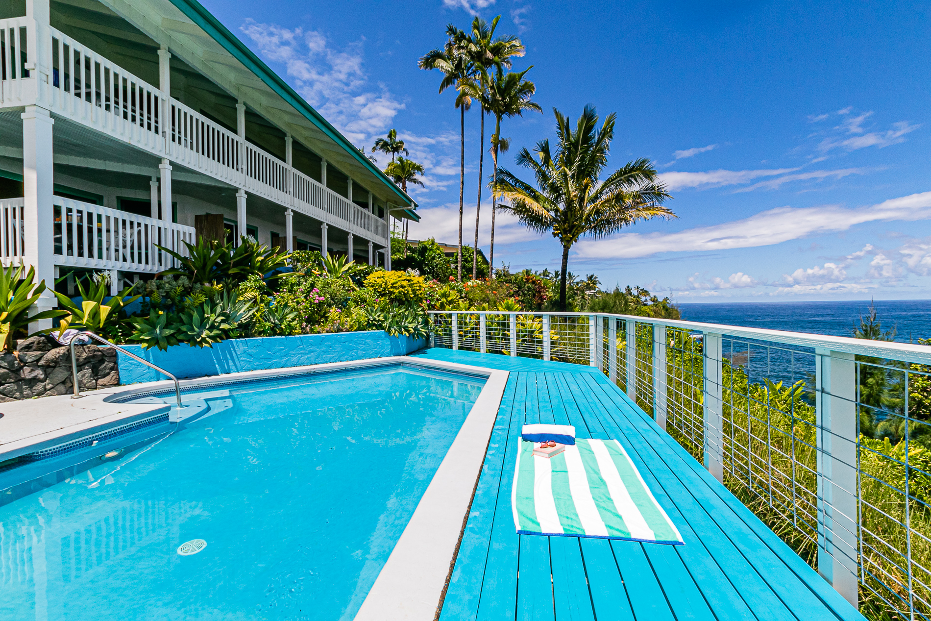 Hale Kai Hawaii Bed & Breakfast Go Hawaii