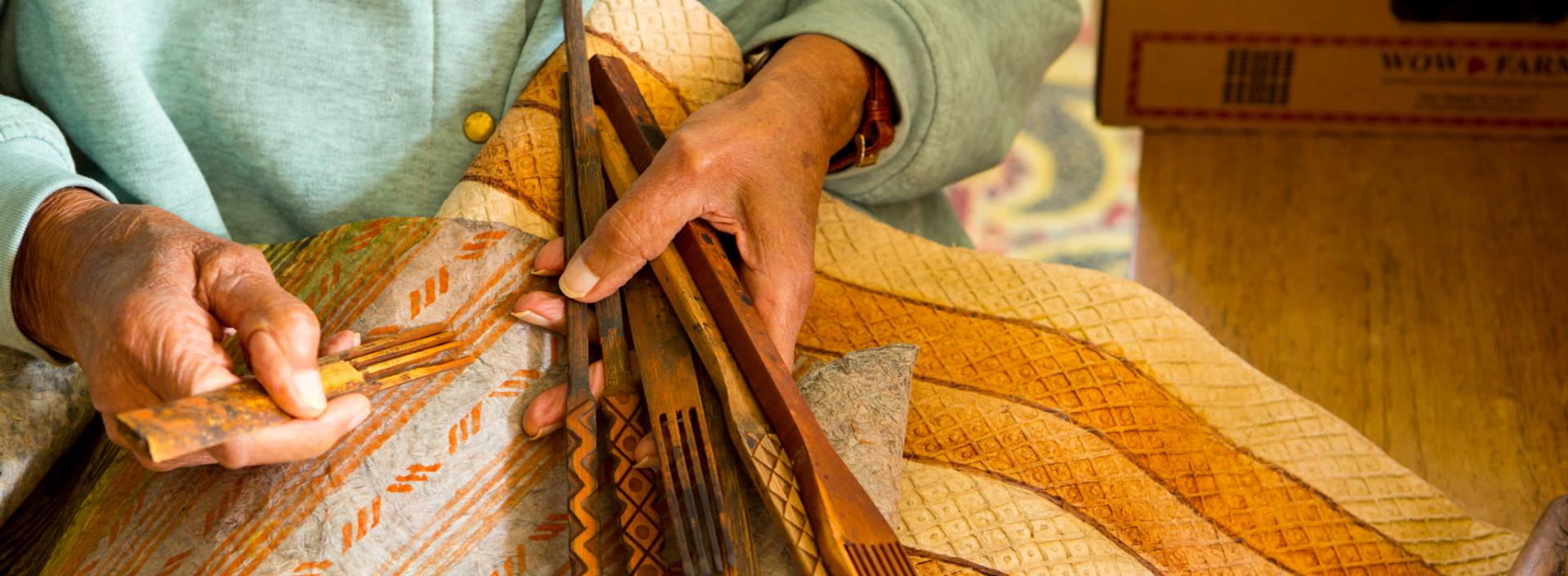 Big Island Arts and Culture - artisan working Big Island Arts and Culture - artisan working
