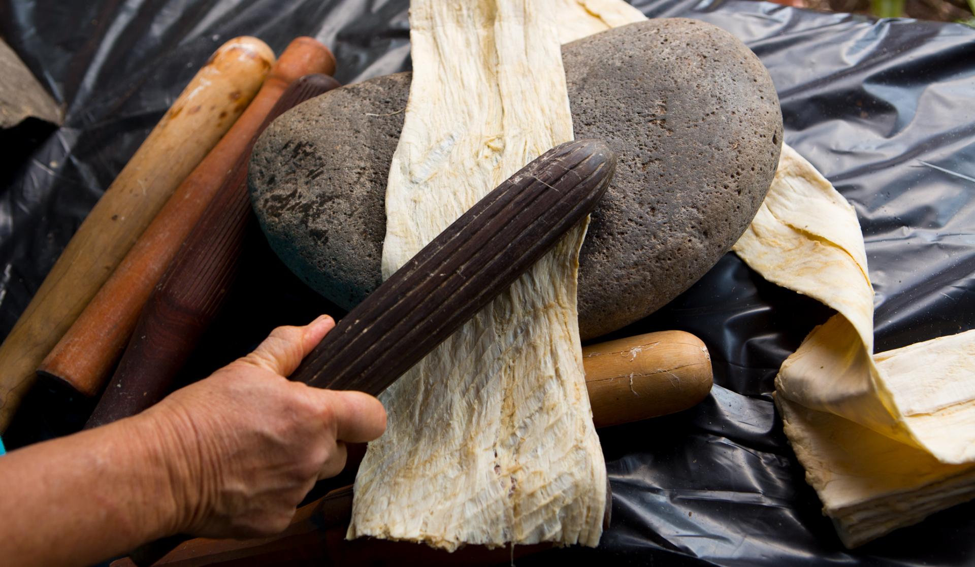 Big Island Arts and Culture - artisan working Big Island Arts and Culture - artisan working