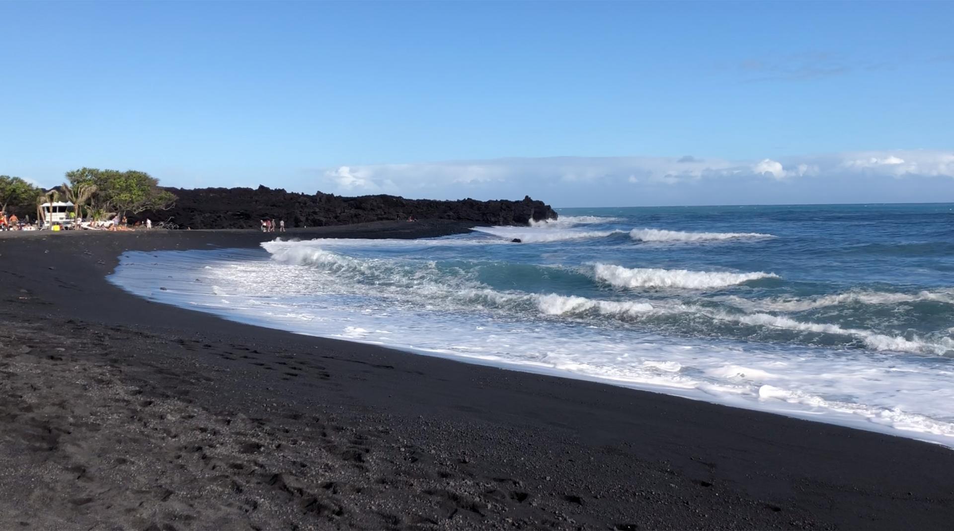 Pohoiki Beach