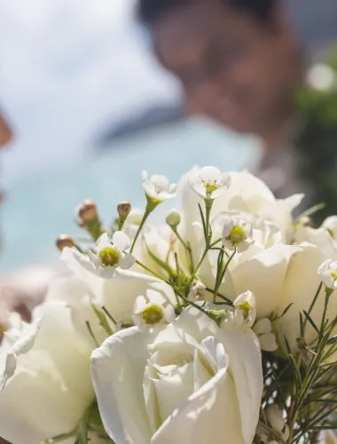 Beautiful wedding flower arrangements