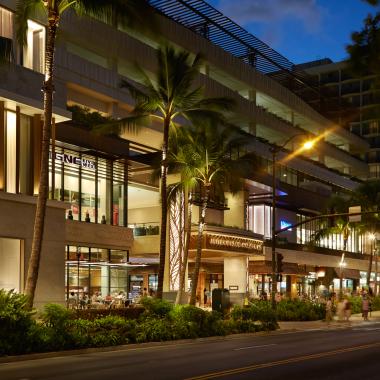 Kuhio Avenue Entrance