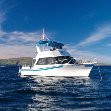 Maka Koa Dive Boat