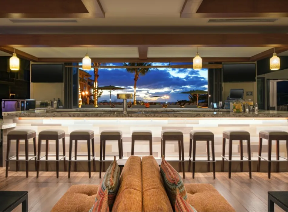 End the evening in style at our the pool bar, the perfect spot to socialize with clients and old and new friends.