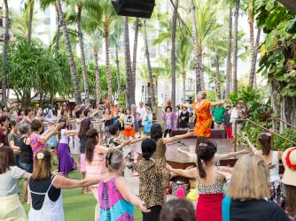 Royal Hawaiian Center Go Hawaii